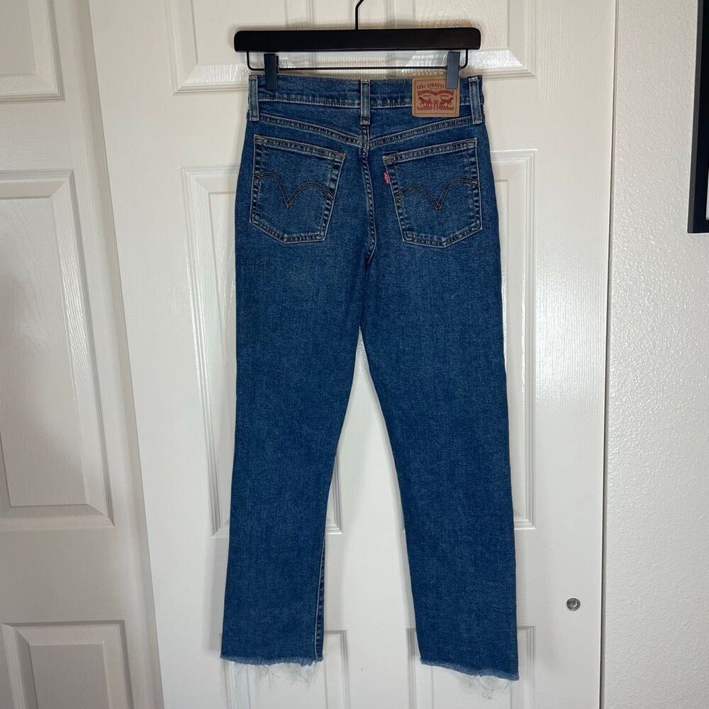 Levi’s Wedgie Straight Jeans Size 27 - Picture 2 of 10